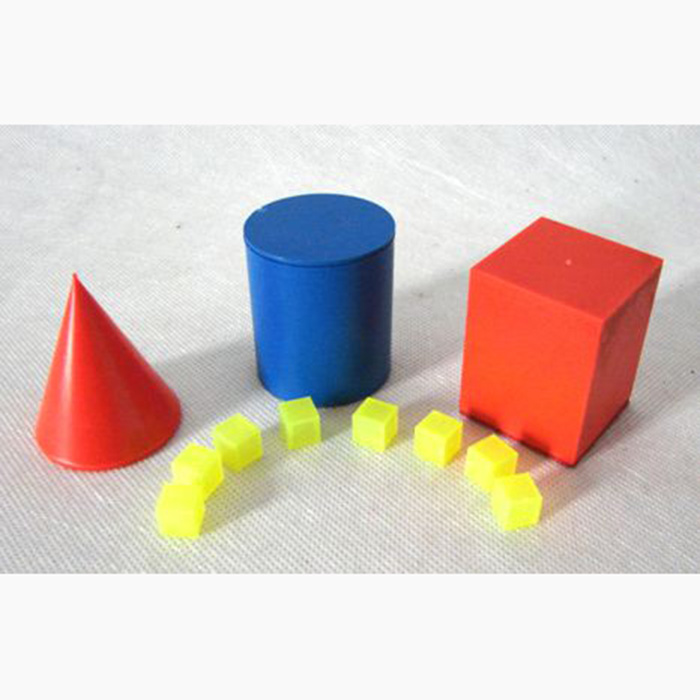 20535探索几何形体体积计算公式材料